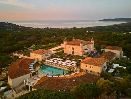 De 5 meest betoverende vakantiebestemmingen van 2025 – en hun iconische hideaways