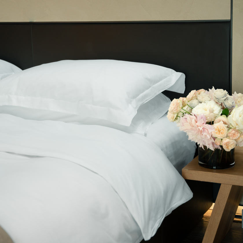 Kussensloop wit | Conservatorium hotel