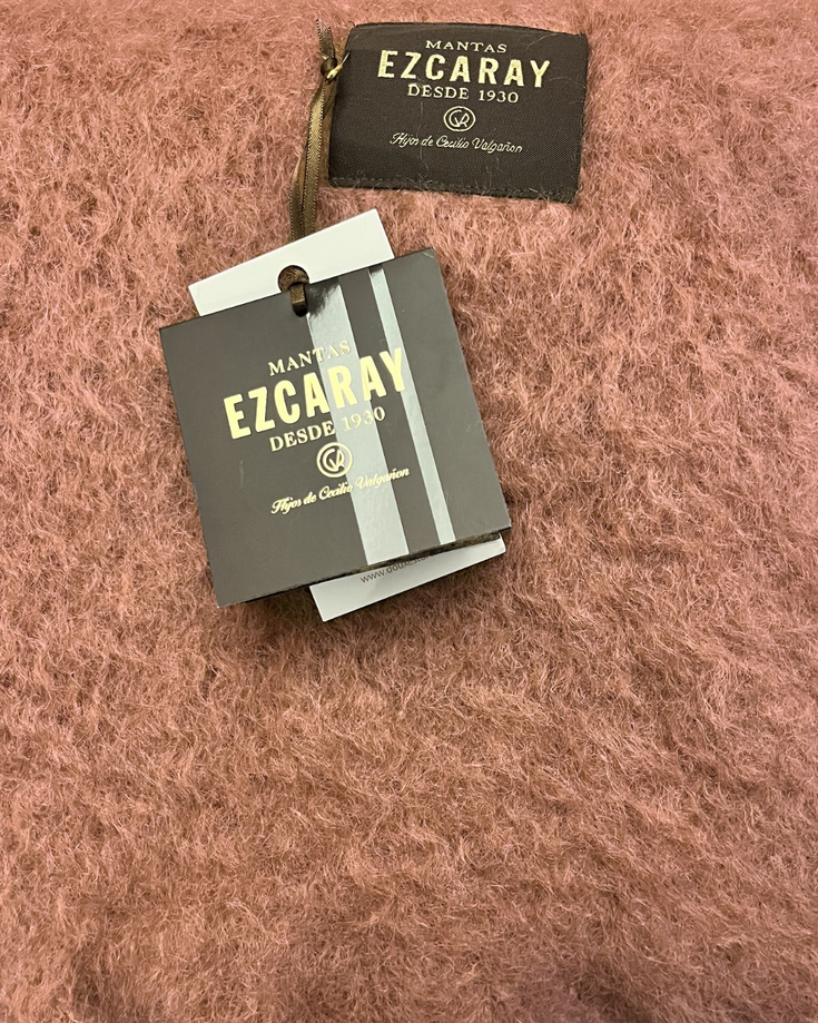 Ezcaray Mohair Plaid - Oud Roze 260x240 cm