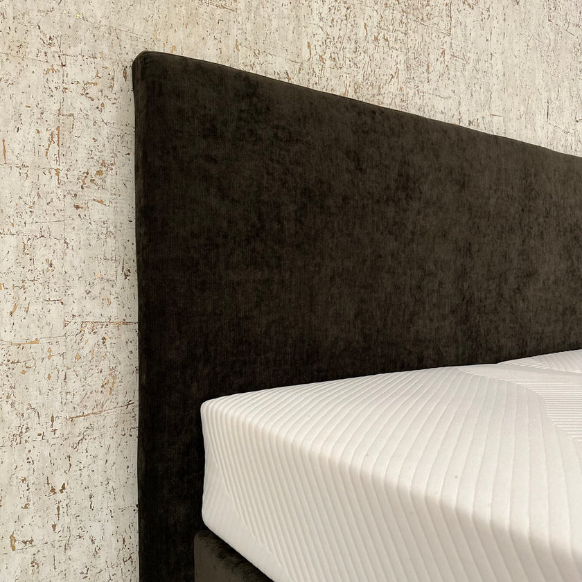 Hoofdbord Mainport Hotel Jet Black