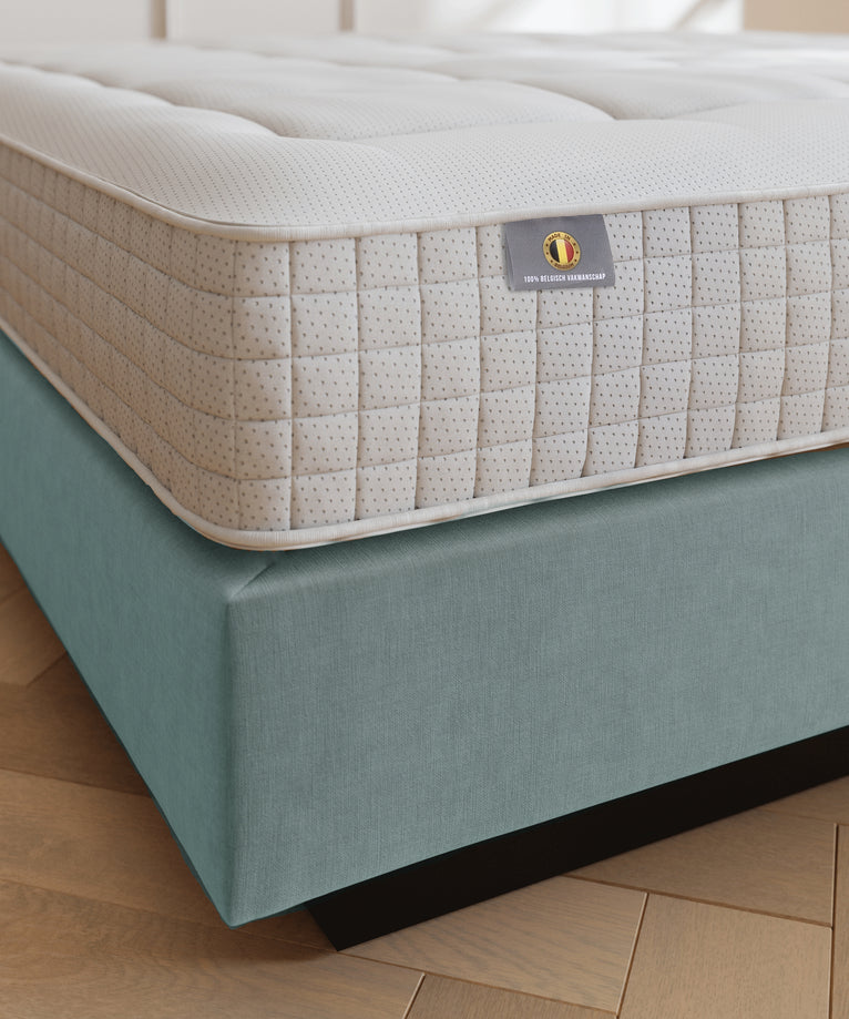 Efteling Grand Hotel Signature Bed - Abyss Blue