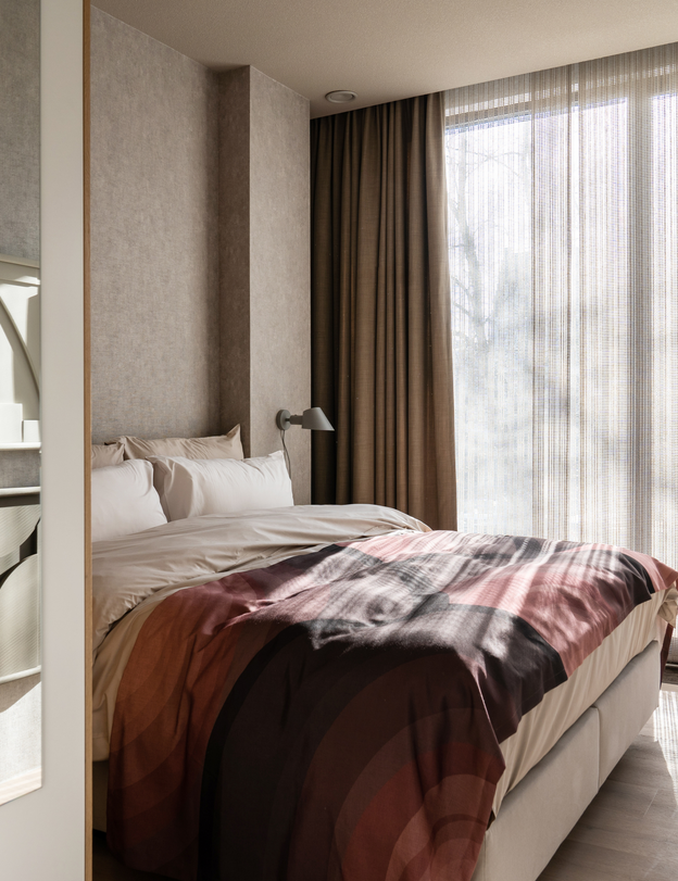 348 Suites | Bed