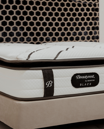 Matras pocketveer Simmons Beautyrest Black | Times Square | Outlet Matras pocketveer Simmons Beautyrest Black | Times Square | Outlet