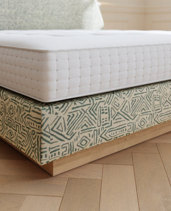 Boxspring Bibury Cotswolds - Pierre Frey Boxspring Bibury Cotswolds - Pierre Frey