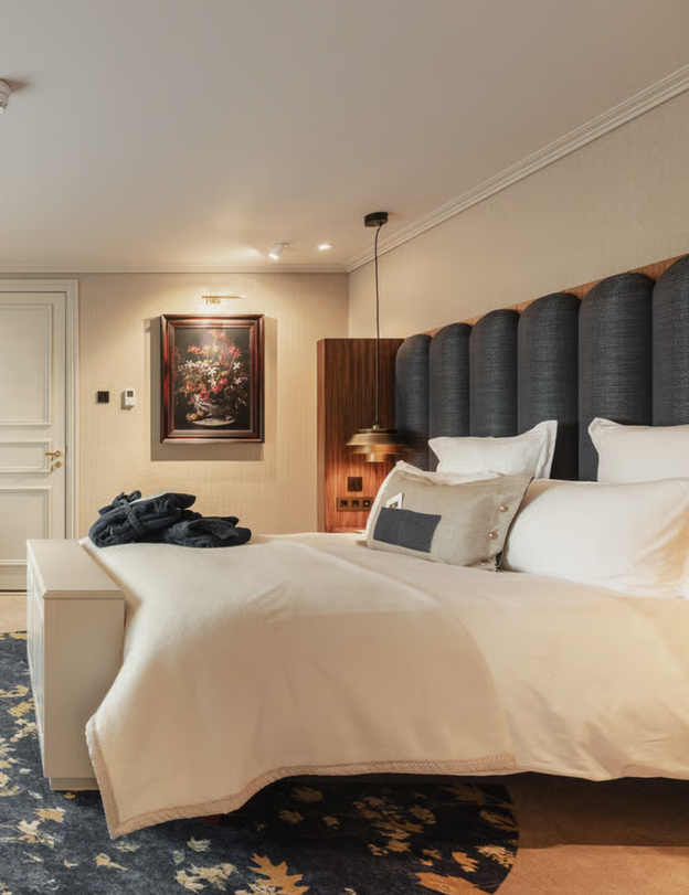 Hotel 717
