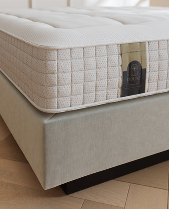 DOUXE Black Label Boxspring + Black Label Matras | Dove