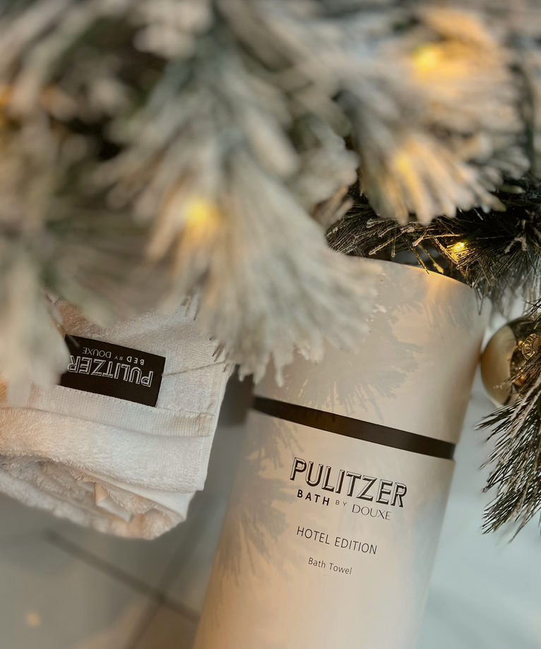 Pulitzer hotel handdoek in luxe koker