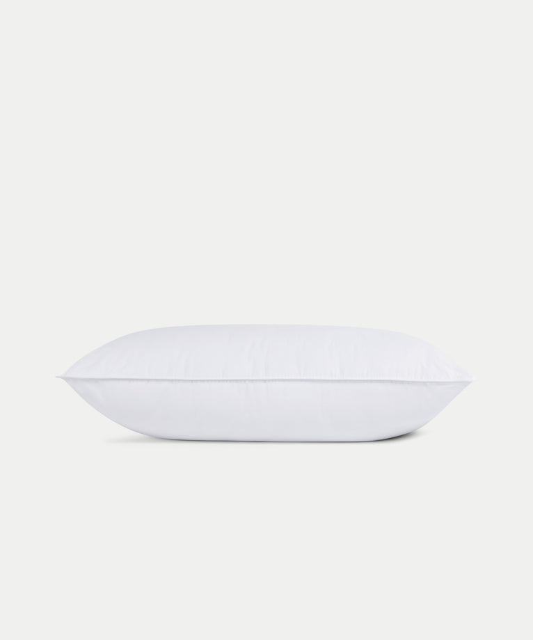 Okura hoofdkussen Microdown 50x90 cm | Okura Amsterdam