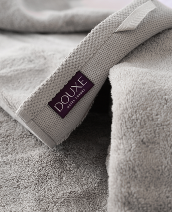 Hotel Handdoeken van DOUXE | Luxe Set | Licht Grijs